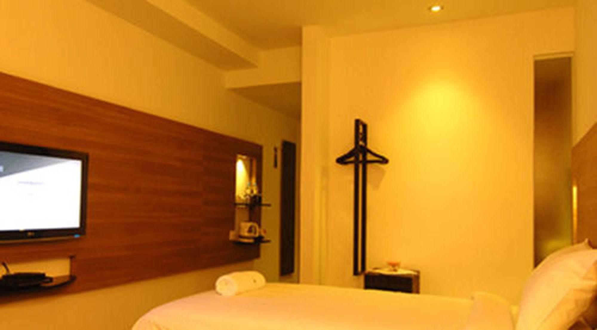 The Leverage Business Hotel - Bandar Baru Mergong Alor Setar Exterior photo